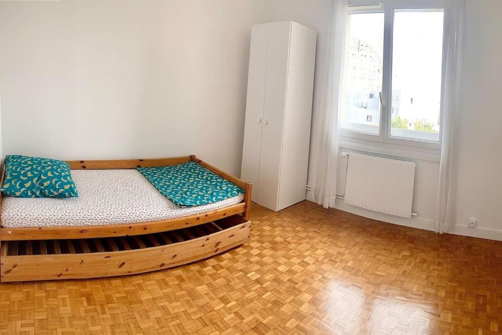 Appartement Bien Situe Noisy-le-Grand Eksteriør bilde
